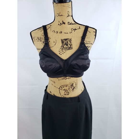 Bali Other - Bali  Adjustable Nylon Spandex Wirefree Lace 4 Hook Black Bra size 36D Cup Z64